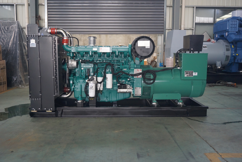 柴油发电机组水箱漏水的处理方法(图1) 柴油发电机组水箱漏水的处理方法(图1)